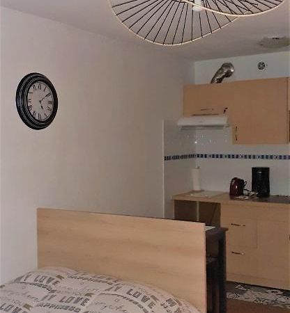 Agreable Logement Proche De La Gare Et Du Polygone Leilighet Béziers Eksteriør bilde